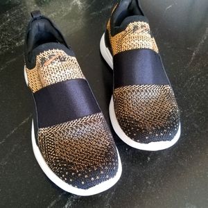 APL Techloom Bliss / Black & Rose Gold Size 9